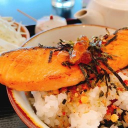 Sake Chazuke(Salmon Rice with Tea)