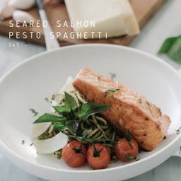 Spaghetti Grilled Salmon Pesto