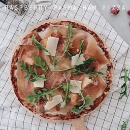 Pizza Raspberry Parma Ham