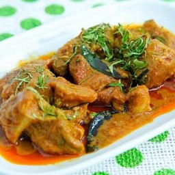พะแนงซี่โครงอ่อนหมู