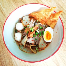 ก๋วยเตี๋ยวหมูต้มยำมาบปุ กม.2