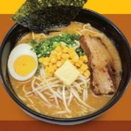 ราเม็งซุปมิโซะใส่ข้าวโพด