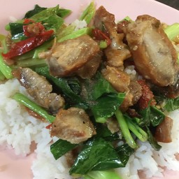 อาหารตามสั่ง หน้าวัดปากน้ำ