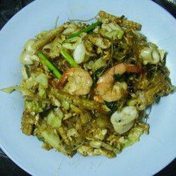 วุ้นเส้นผัดขี้เมาทะเล fried spicy glass noodles with seafood