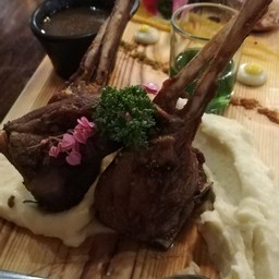 สเต็กซี่โครงแกะ