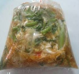 สุกี้ไก่ น้ำ Sukiyaki soup with chicken