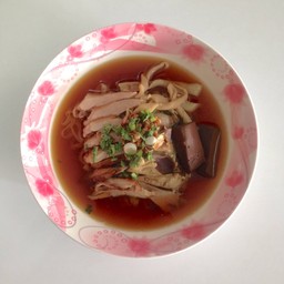ก๋วยเตี๋ยวเป็ดพะโล้