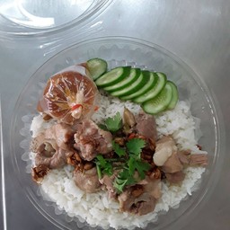 ข้าวหมูตุ๋น