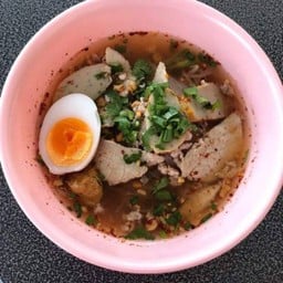 ก๋วยเตี๋ยวเป็ดต๋อยเป็ดพะโล้ศรีราชา