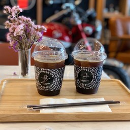 Cub House Chiangrai, Greyhound Coffee เชียงราย