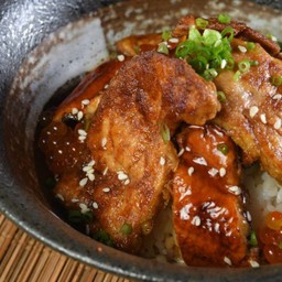 ข้าวหน้าปลาไหลญี่ปุ่นฟัวกราส์