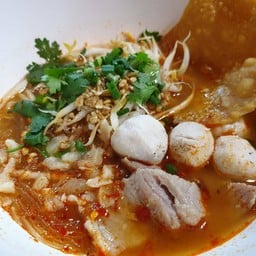 เย็นตาโฟหม้อไฟ