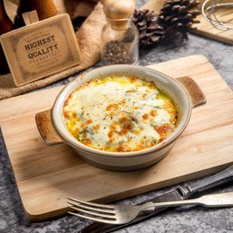 Spinach baked with cheese