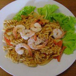 มักกะโรนีกุ้ง Saute'magaroni with shrimp