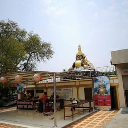 วัดพระลอย