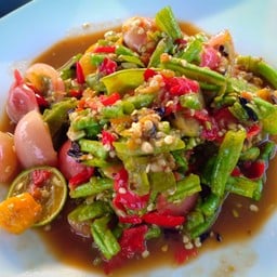 ເຮືອແພຖືກໃຈ