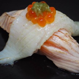 ข้าวปั้นแซลเอ็นกาวะ