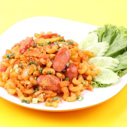 มักกะโรนีไส้กรอก.