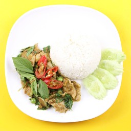 เขียวหวานผัดแห้ง หมูหมัก