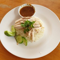 ข้าวมันไก่ เจ๊รี