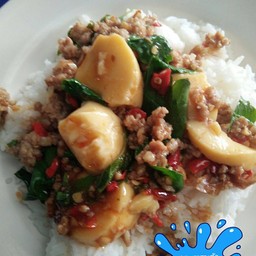 ข้าวกระเพราเต้าหู้