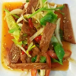 ยำหมูย่าง