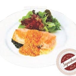 สเต็กปลาแซลมอนล๊อปสเตอร์ซอส