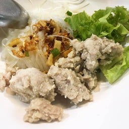 เส้นเล็ก แห้ง หมูสับ