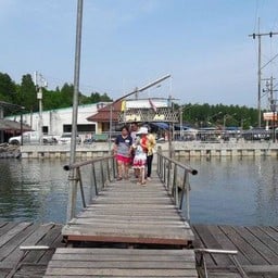 บริเวณท่าเรือ