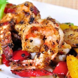 กุ้งผัดพริกไทยดำ