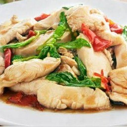 ผัดกระเพราไก่