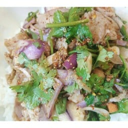 ข้าวน้ำตกหมู