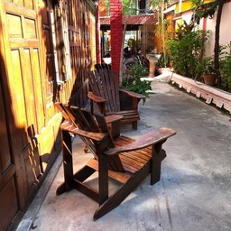 ที่พักผ่อนโดยรอบ