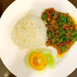 ข้าวราดกระเพราหมู