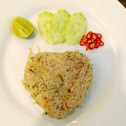 ข้าวผัดสมุนไพร