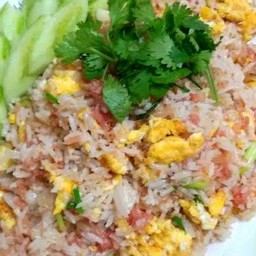 ข้าวผัดแหนม (ใหญ่)