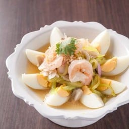 ยำพริกกุ้งสด ไข่ต้ม