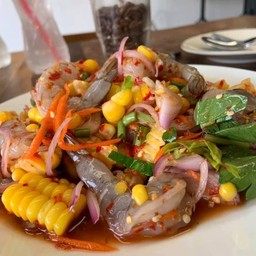 ยำกุ้งสด