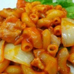 มักกะโรนีไก่