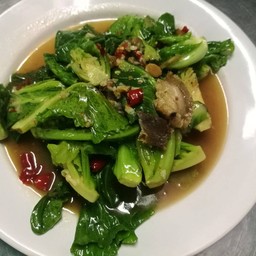 ร้านข้าวต้ม เฮียหนวด