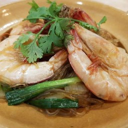 กุ้งอบวุ้นเส้น