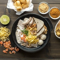 ก๋วยเตี๋ยวหมูทรงเครื่องสวัสดี