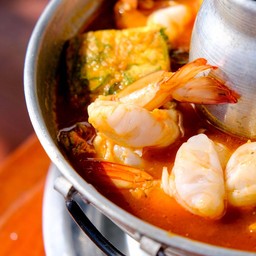 แกงส้มชะอมไข่กุ้ง