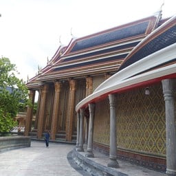 พระระเบียงโค้ง