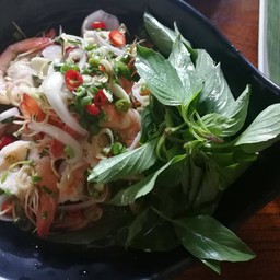 ยำตะไคร้กุ้งสด