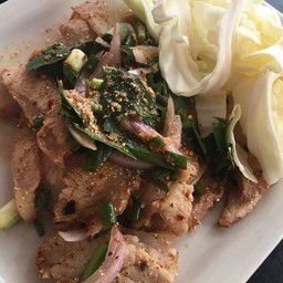 น้ำตกหมู Numtok pork