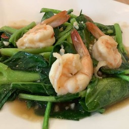 คะน้าผัด กุ้ง