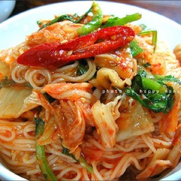 45. Kimchi noodle