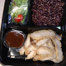 สเต็กไก่ย่างจิ้มแจ่ว