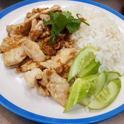 ข้าวไก่กระเทียม